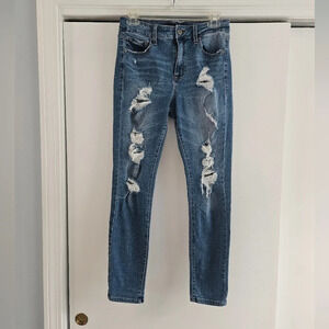 Aeropostale High Rise Ripped up 8 Regular Jean Jegging
